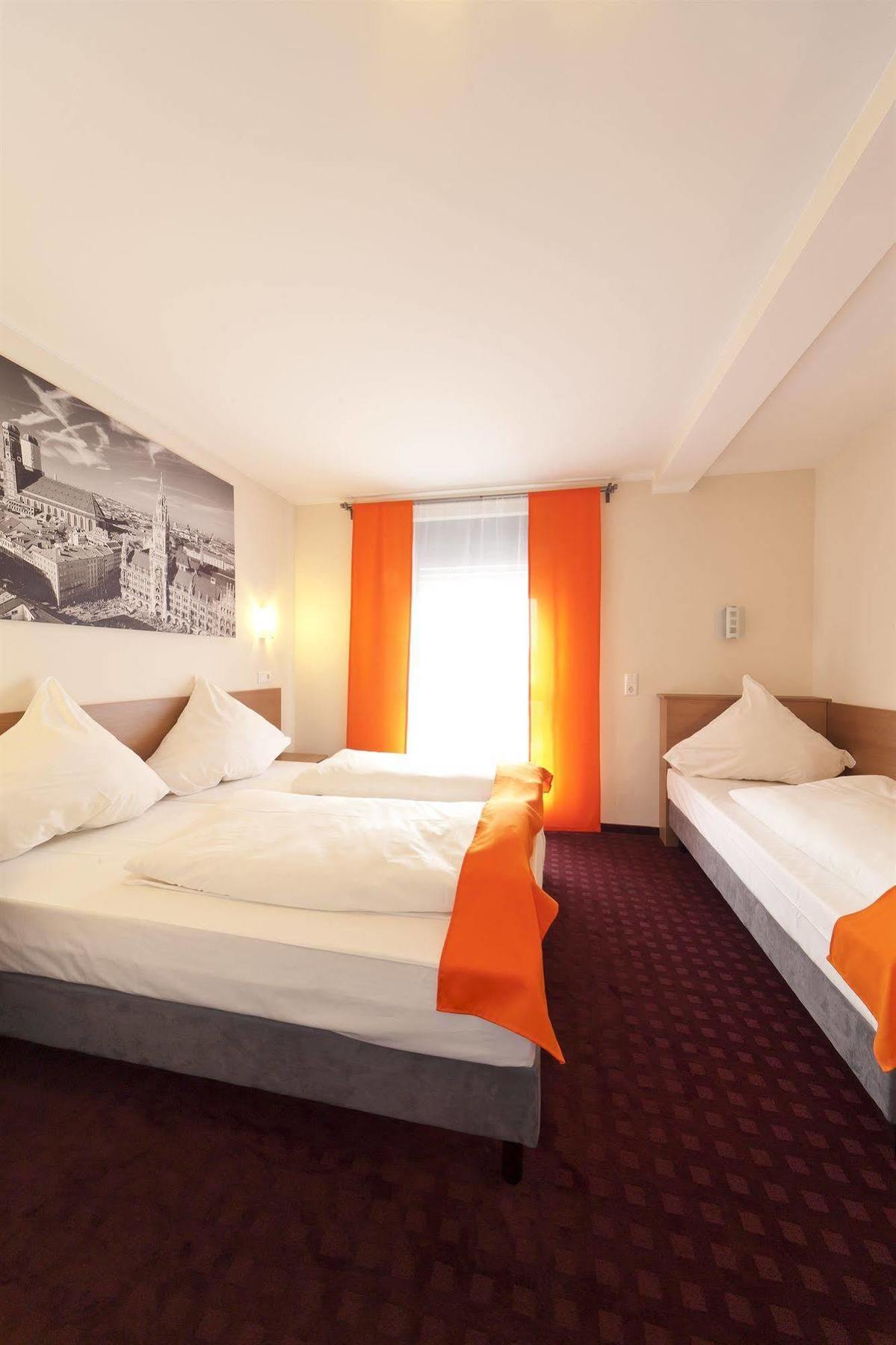 Mcdreams Hotel Wuppertal City מראה חיצוני תמונה