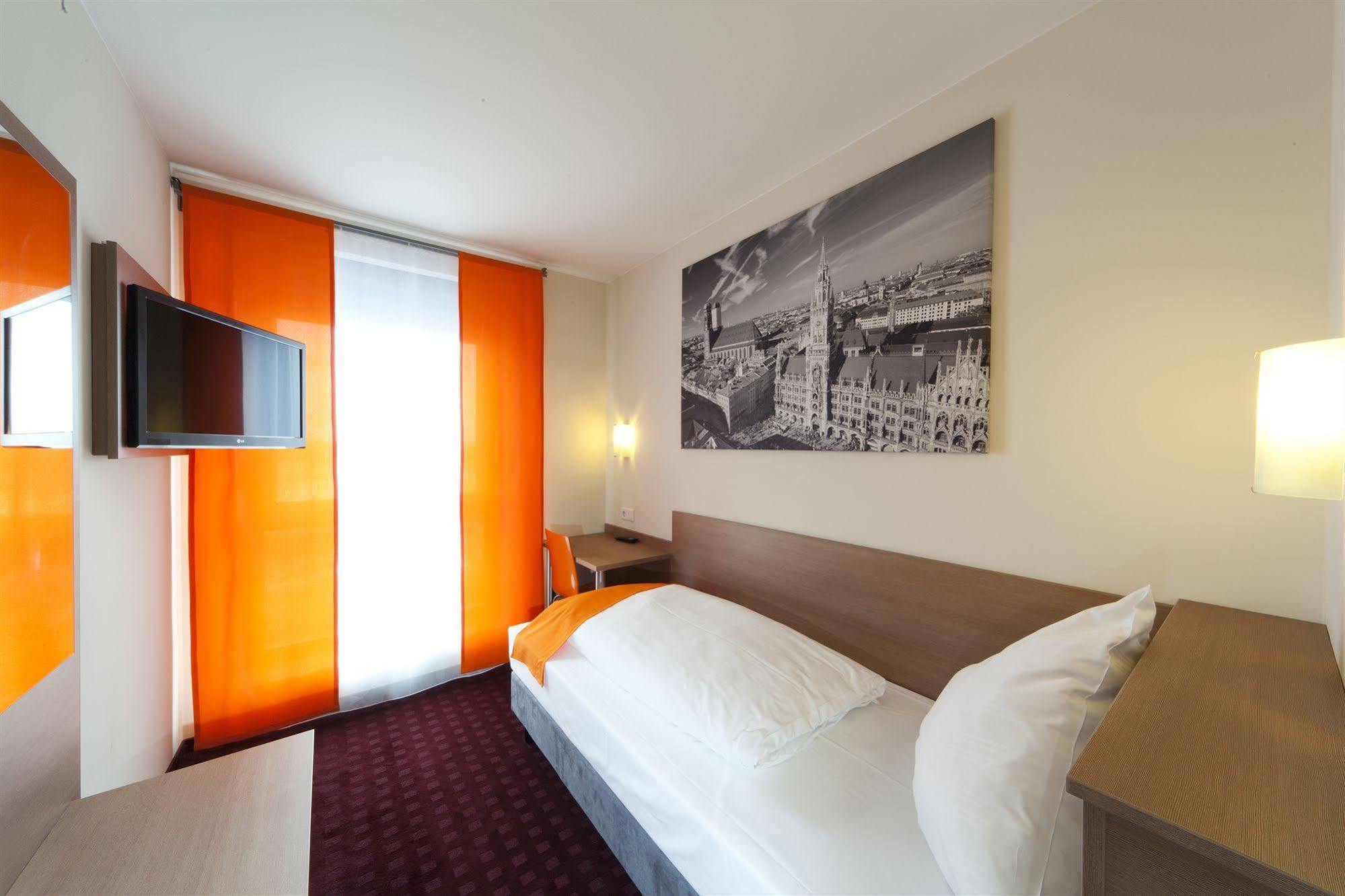 Mcdreams Hotel Wuppertal City מראה חיצוני תמונה